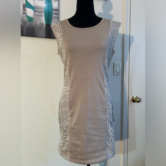 Tee N Rose Taupe Top - Picture 3 of 15